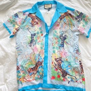 Mens Gucci shirt. Size small